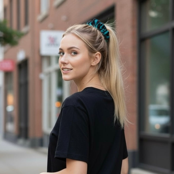 Black & Teal Striped
